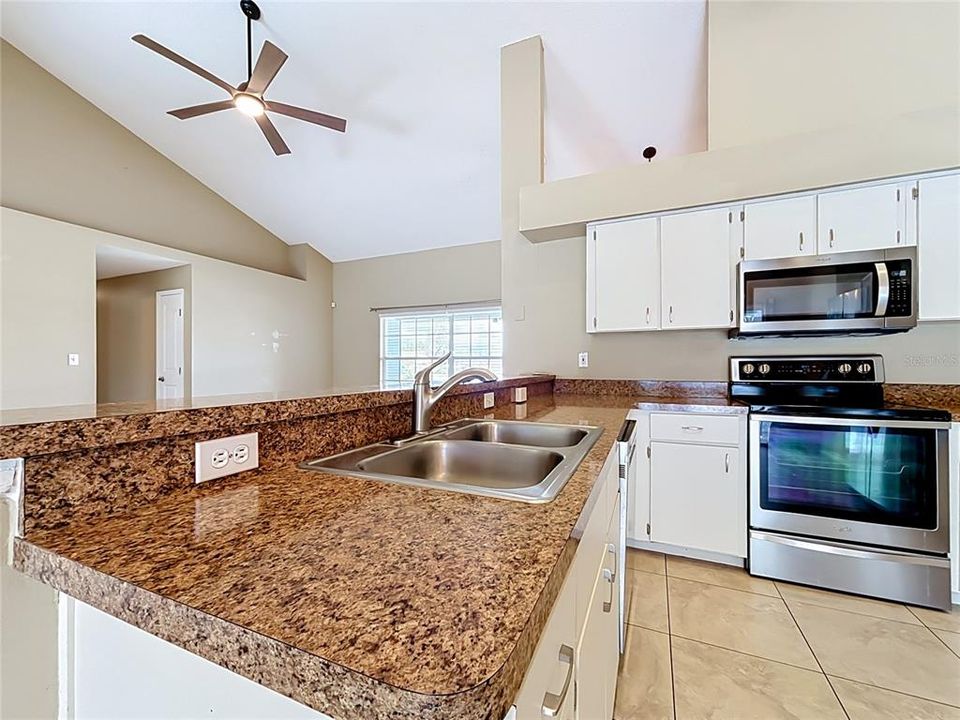 Active With Contract: $365,000 (4 beds, 2 baths, 1838 Square Feet)