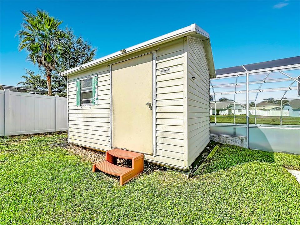 Active With Contract: $365,000 (4 beds, 2 baths, 1838 Square Feet)