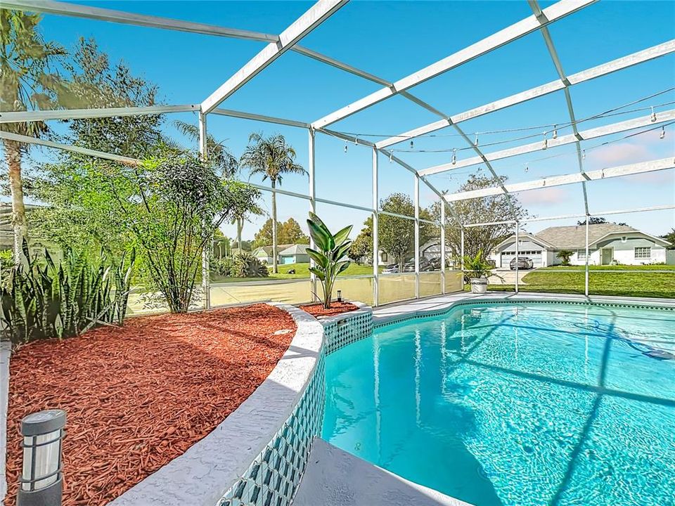 Active With Contract: $365,000 (4 beds, 2 baths, 1838 Square Feet)