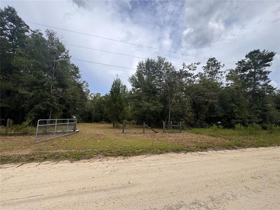 En Venta: $85,000 (0.30 acres)