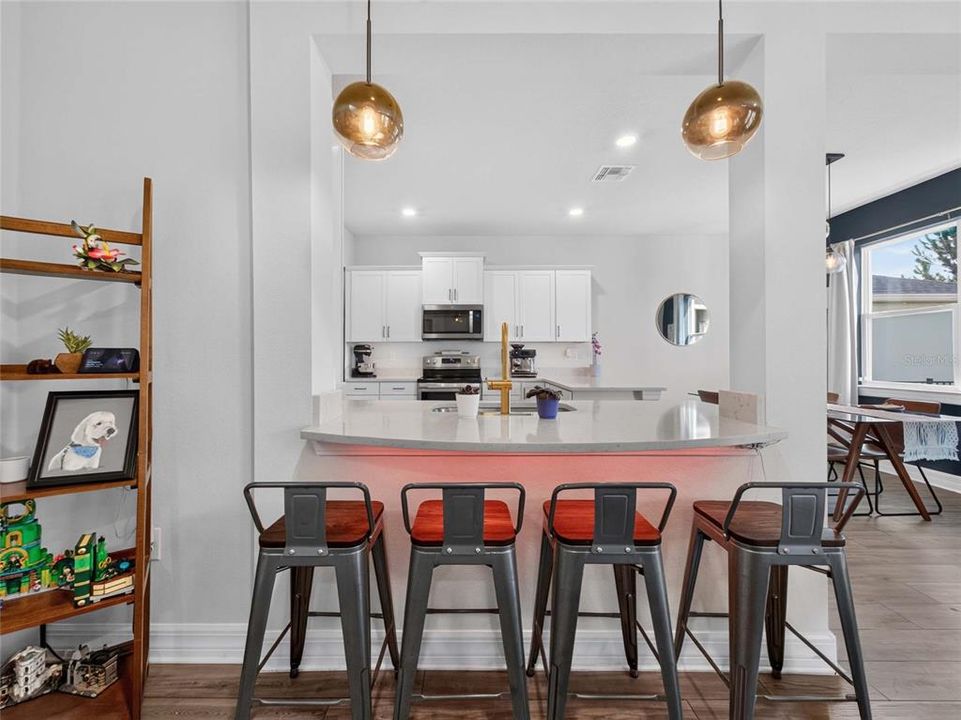 En Venta: $515,000 (3 camas, 2 baños, 1811 Pies cuadrados)
