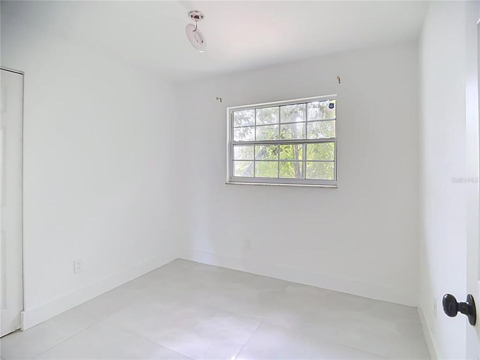 For Rent: $2,100 (5 beds, 3 baths, 1484 Square Feet)