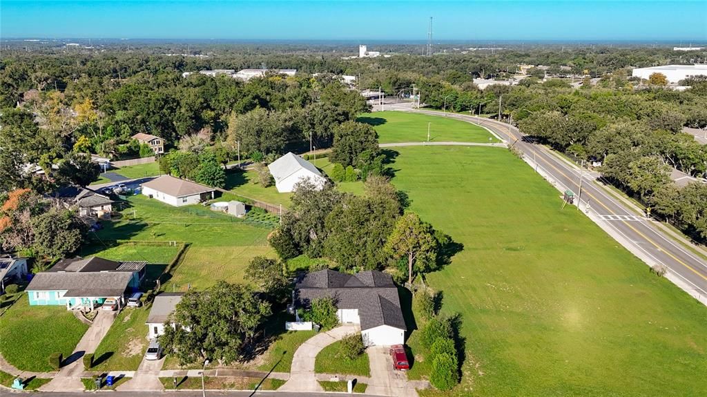 For Rent: $2,100 (5 beds, 3 baths, 1484 Square Feet)