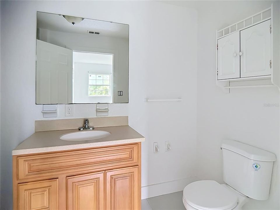 For Rent: $2,100 (5 beds, 3 baths, 1484 Square Feet)