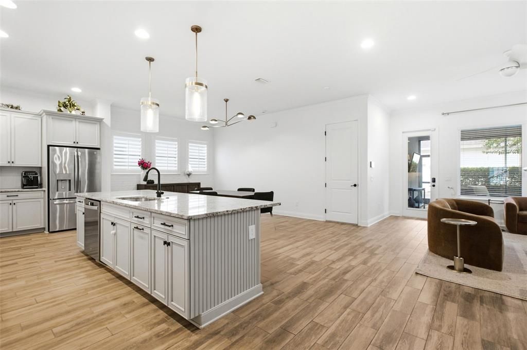 For Sale: $699,000 (3 beds, 2 baths, 2818 Square Feet)