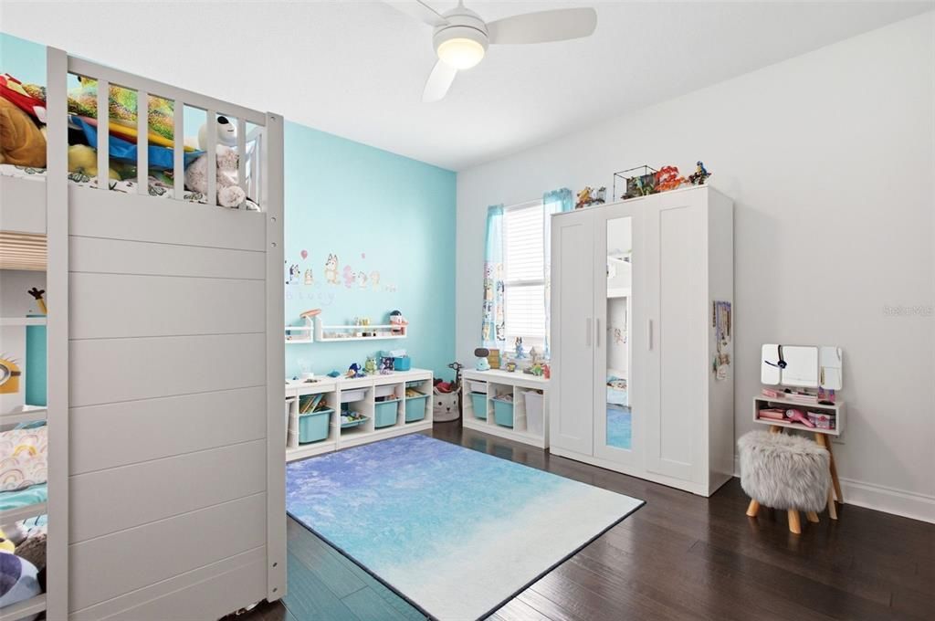 For Sale: $699,000 (3 beds, 2 baths, 2818 Square Feet)