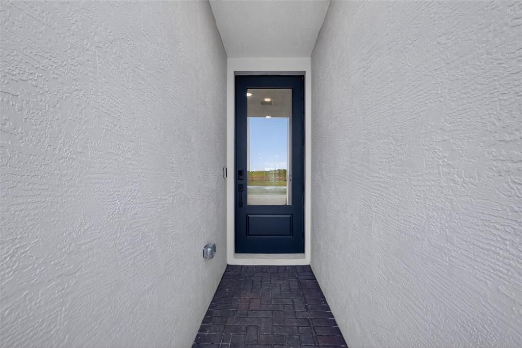 For Rent: $2,650 (4 beds, 2 baths, 1603 Square Feet)