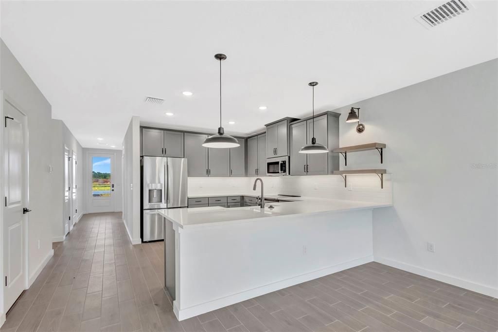 For Rent: $2,650 (4 beds, 2 baths, 1603 Square Feet)