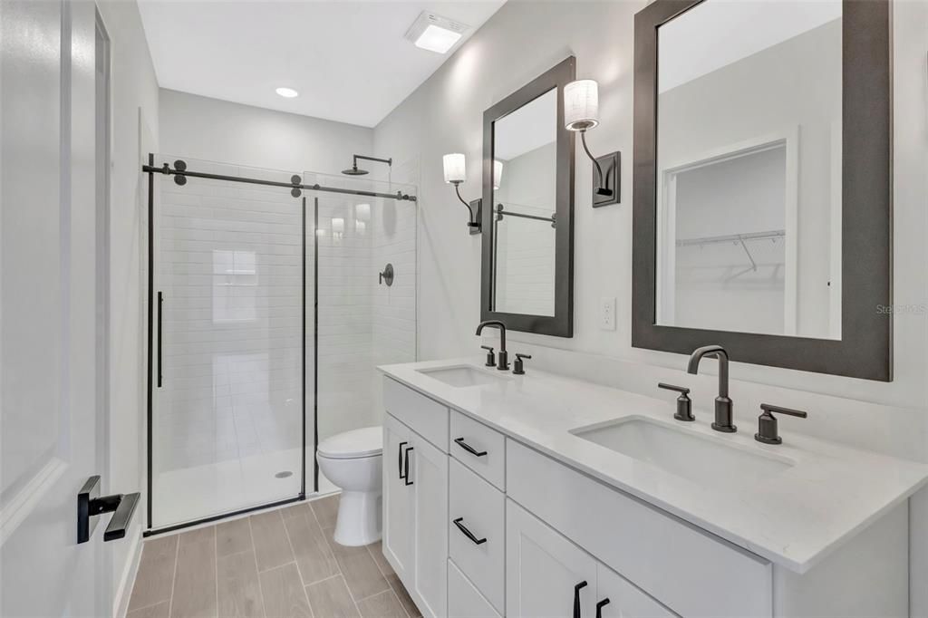 For Rent: $2,650 (4 beds, 2 baths, 1603 Square Feet)