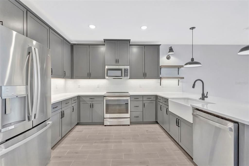 For Rent: $2,650 (4 beds, 2 baths, 1603 Square Feet)