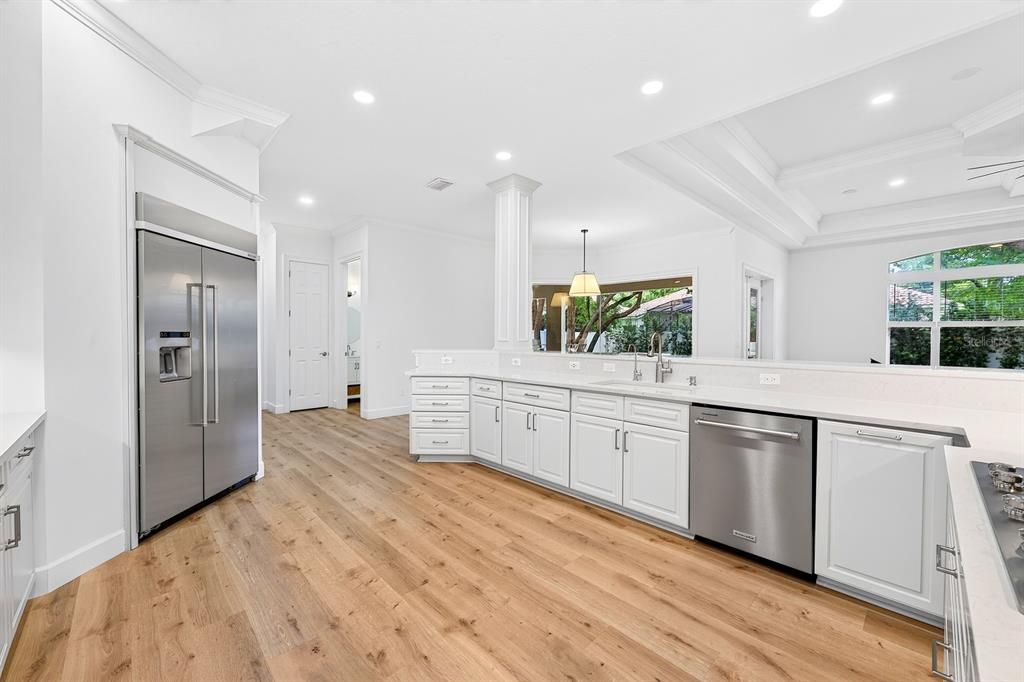 For Sale: $1,375,000 (4 beds, 4 baths, 4046 Square Feet)