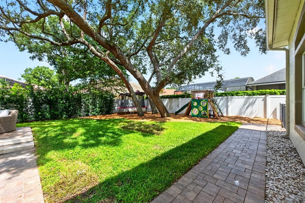 For Sale: $1,375,000 (4 beds, 4 baths, 4046 Square Feet)
