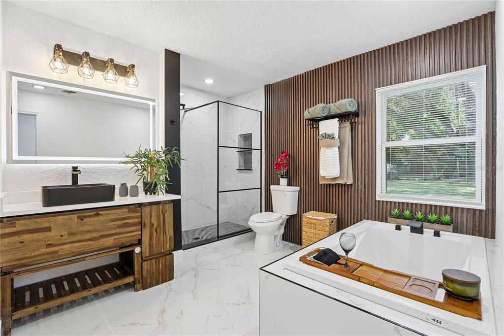 For Sale: $529,900 (4 beds, 2 baths, 1750 Square Feet)