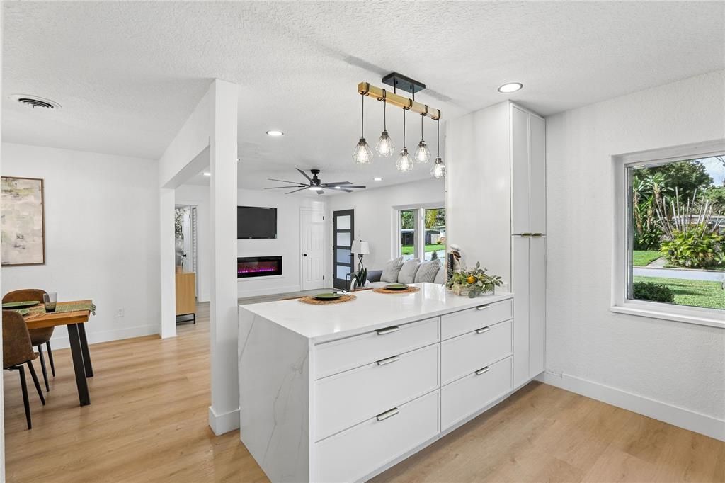 For Sale: $529,900 (4 beds, 2 baths, 1750 Square Feet)