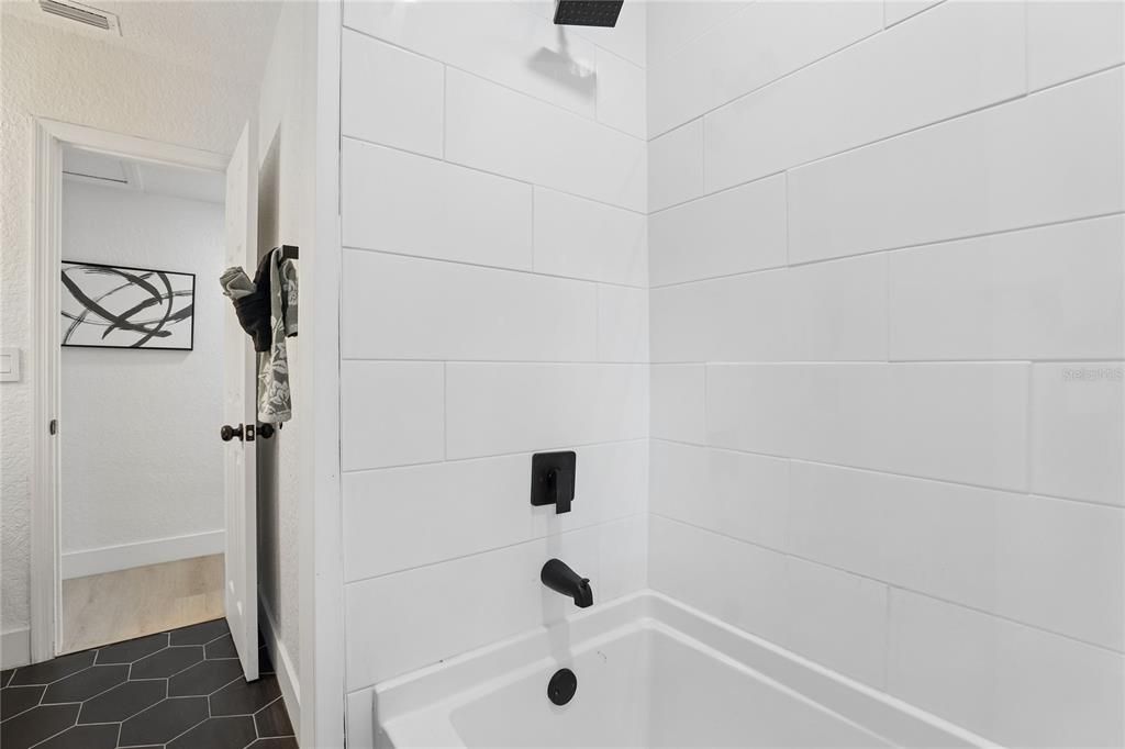 For Sale: $529,900 (4 beds, 2 baths, 1750 Square Feet)
