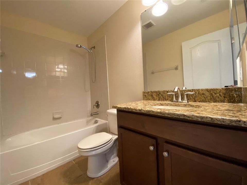 В аренду: $3,499 (5 спален, 3 ванн, 3297 Квадратных фут)
