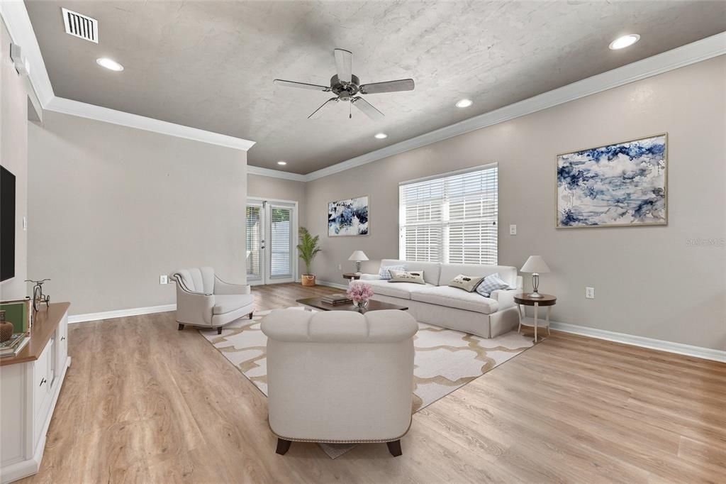 For Sale: $279,000 (3 beds, 2 baths, 1380 Square Feet)