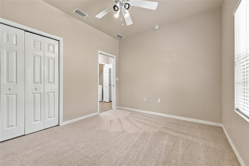 For Sale: $279,000 (3 beds, 2 baths, 1380 Square Feet)