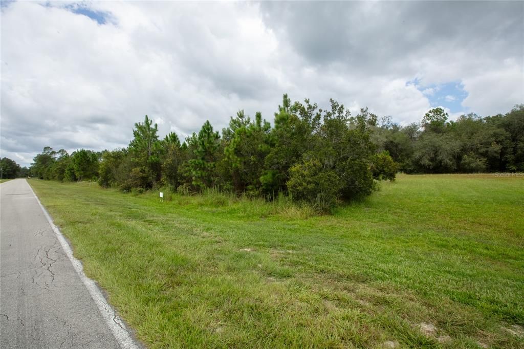 Active With Contract: $60,000 (1.07 acres)