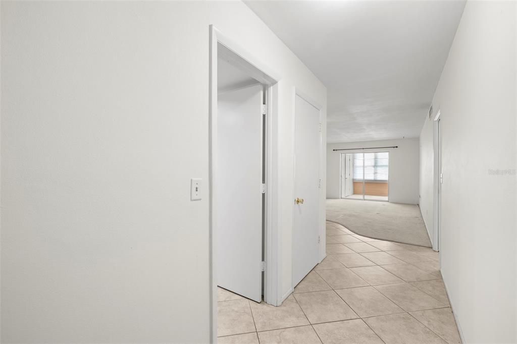 For Sale: $75,000 (2 beds, 1 baths, 965 Square Feet)
