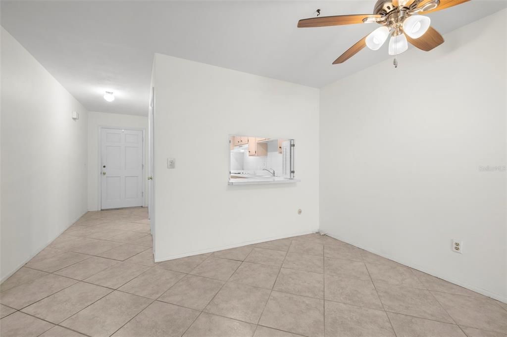 For Sale: $75,000 (2 beds, 1 baths, 965 Square Feet)