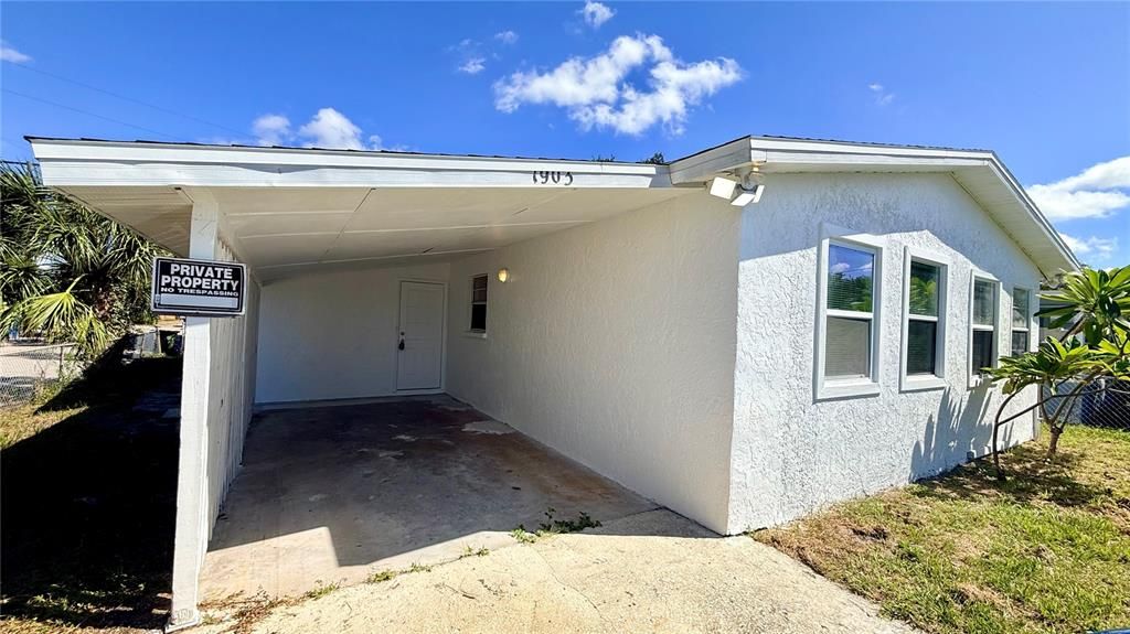 For Rent: $1,500 (2 beds, 1 baths, 650 Square Feet)