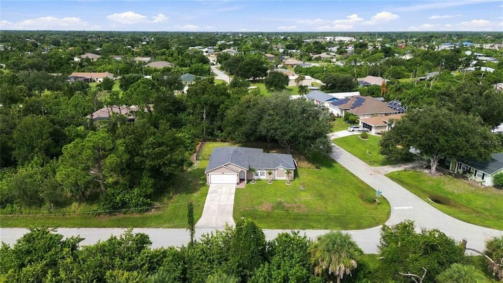 For Sale: $289,900 (3 beds, 2 baths, 1372 Square Feet)