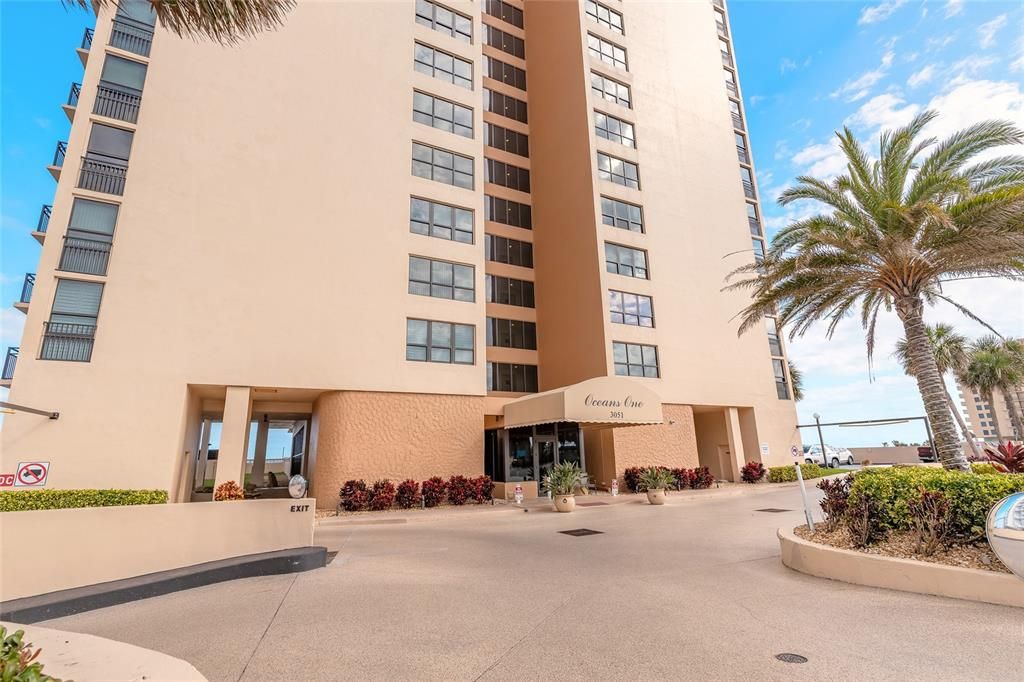 En Venta: $329,900 (2 camas, 2 baños, 1072 Pies cuadrados)