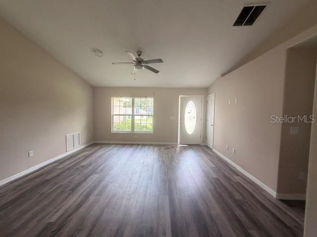 En Venta: $222,000 (3 camas, 2 baños, 1464 Pies cuadrados)