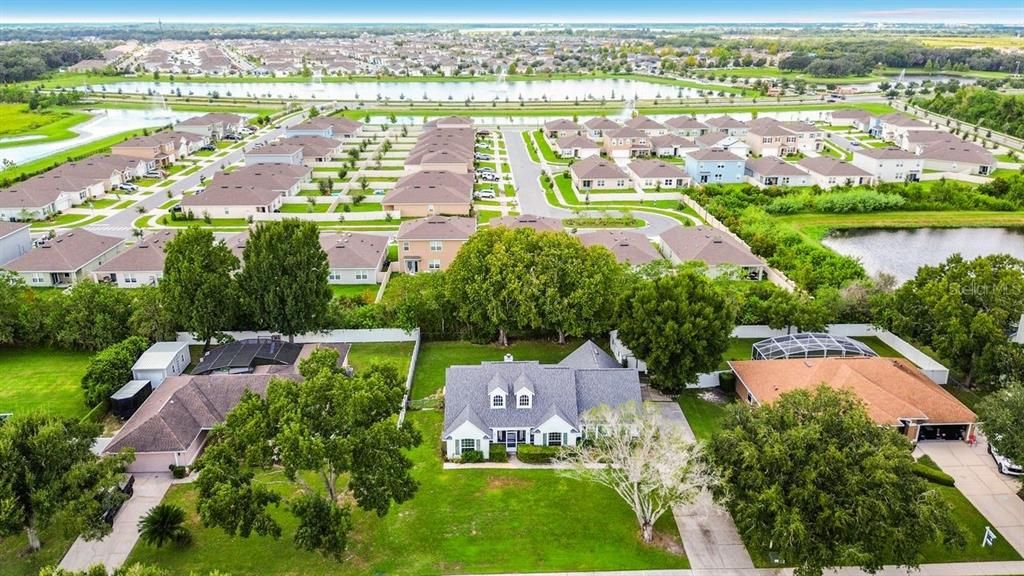 На продажу: $444,900 (3 спален, 2 ванн, 2077 Квадратных фут)
