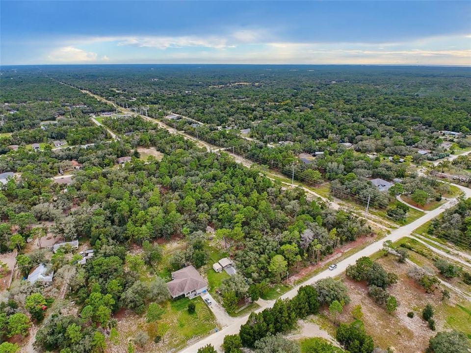 待售: $299,500 (4.40 acres)
