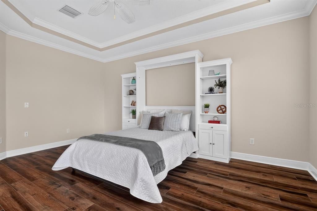 En Venta: $900,000 (3 camas, 3 baños, 3080 Pies cuadrados)