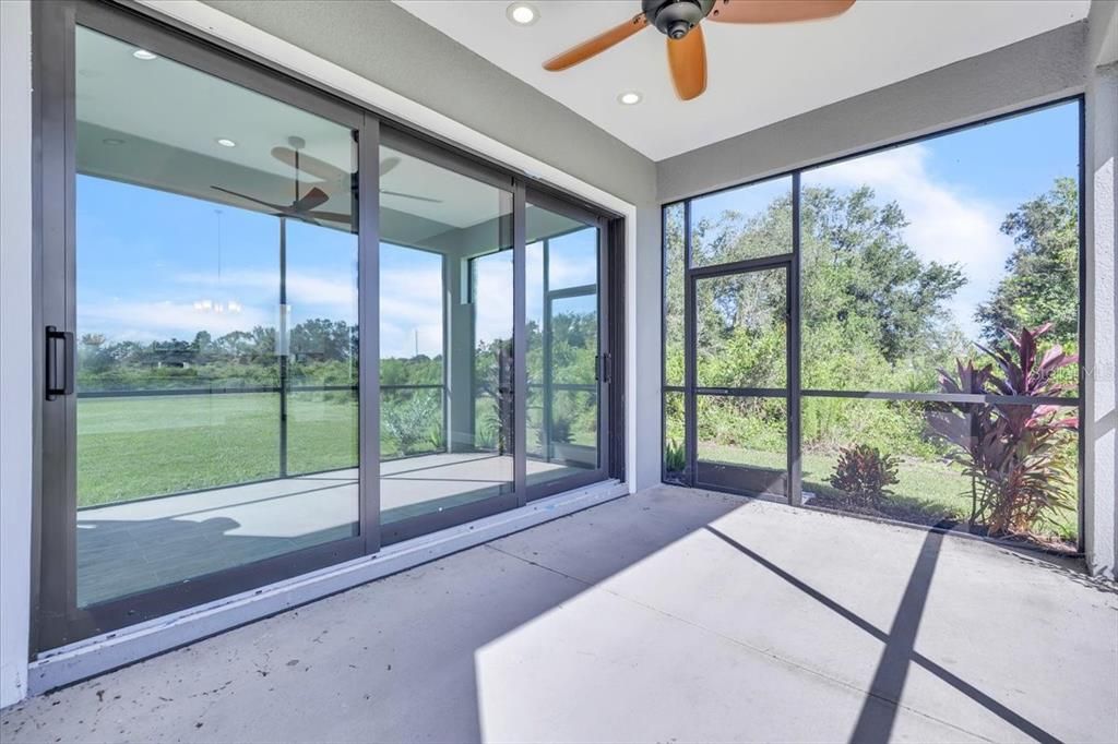En Venta: $669,000 (6 camas, 0 baños, 3314 Pies cuadrados)