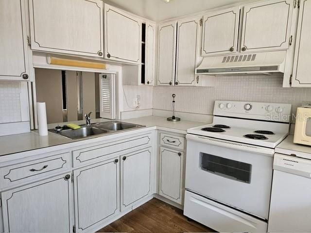 For Rent: $1,250 (2 beds, 2 baths, 938 Square Feet)