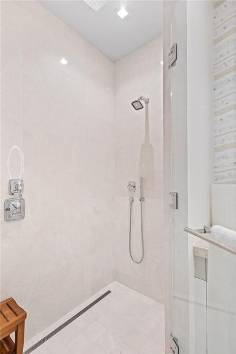 В аренду: $30,000 (2 спален, 2 ванн, 2143 Квадратных фут)