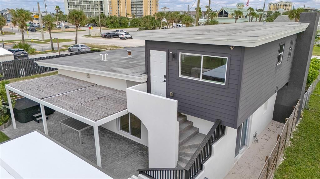 For Sale: $849,000 (4 beds, 3 baths, 1622 Square Feet)