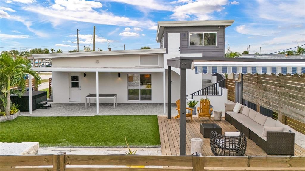 For Sale: $849,000 (4 beds, 3 baths, 1622 Square Feet)