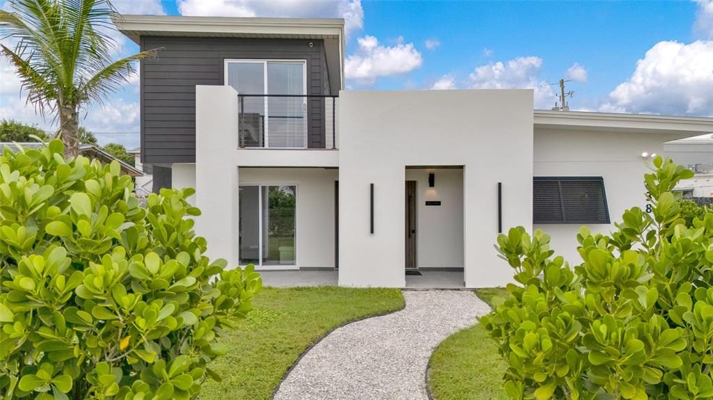 For Sale: $849,000 (4 beds, 3 baths, 1622 Square Feet)