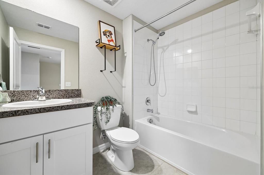 For Sale: $265,000 (3 beds, 2 baths, 1666 Square Feet)