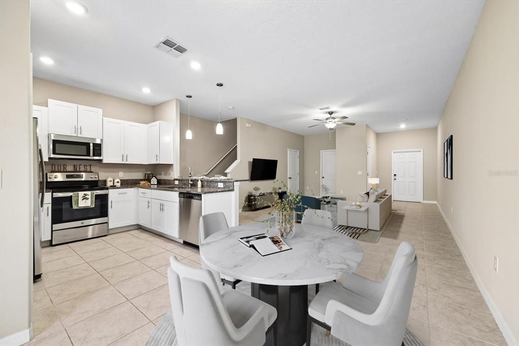 For Sale: $265,000 (3 beds, 2 baths, 1666 Square Feet)