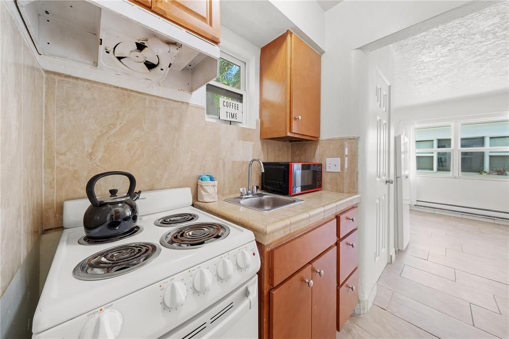 В аренду: $1,150 (1 спален, 1 ванн, 400 Квадратных фут)