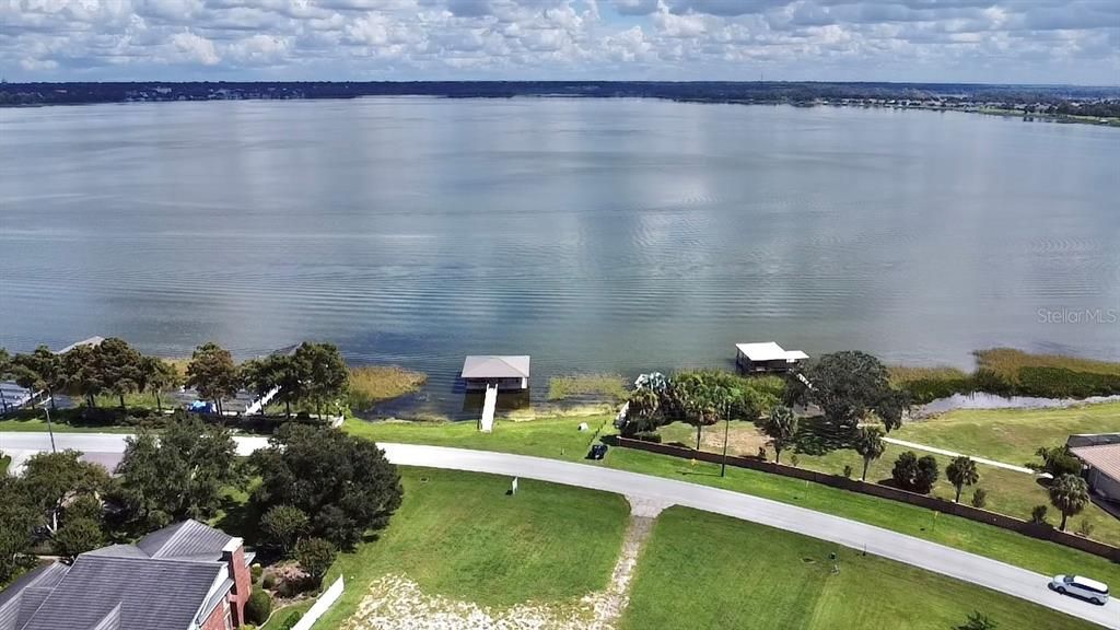 En Venta: $2,017,570 (4 camas, 3 baños, 2858 Pies cuadrados)