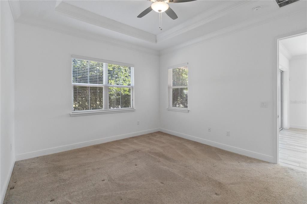For Sale: $269,900 (2 beds, 2 baths, 1464 Square Feet)