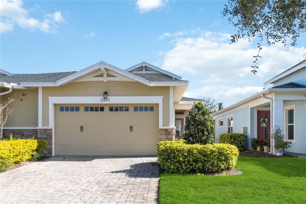 For Sale: $269,900 (2 beds, 2 baths, 1464 Square Feet)