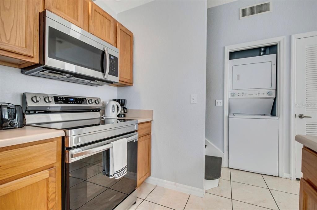 For Sale: $259,990 (4 beds, 3 baths, 1470 Square Feet)