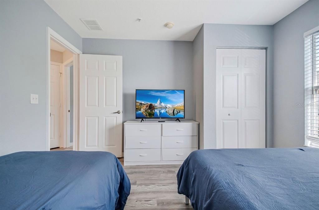 For Sale: $259,990 (4 beds, 3 baths, 1470 Square Feet)