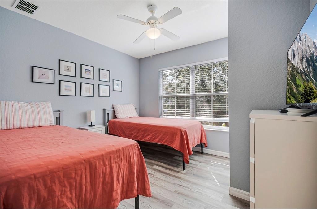For Sale: $259,990 (4 beds, 3 baths, 1470 Square Feet)