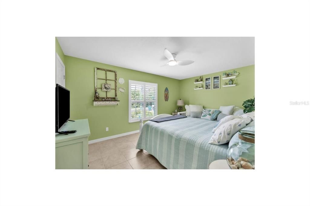 For Rent: $2,295 (3 beds, 2 baths, 1608 Square Feet)