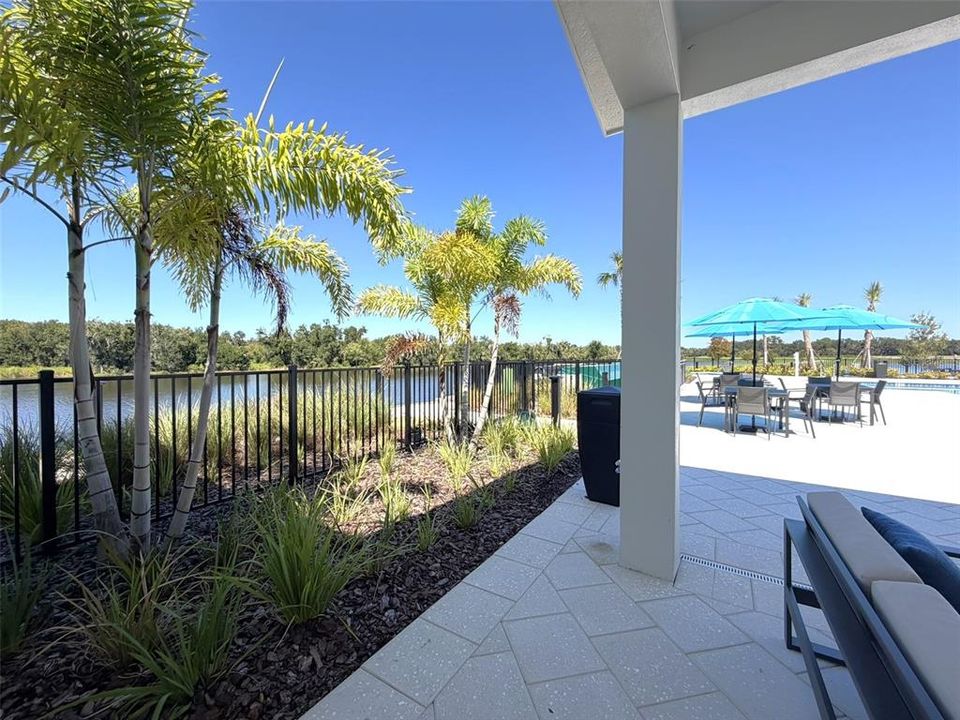 For Sale: $650,000 (3 beds, 3 baths, 2117 Square Feet)