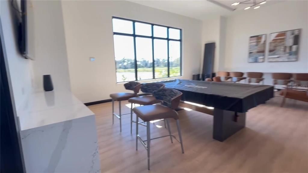 待售: $650,000 (3 贝兹, 3 浴室, 2117 平方英尺)